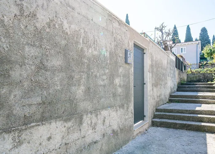 Lemon Daire Dubrovnik