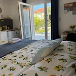 דירה Lemon